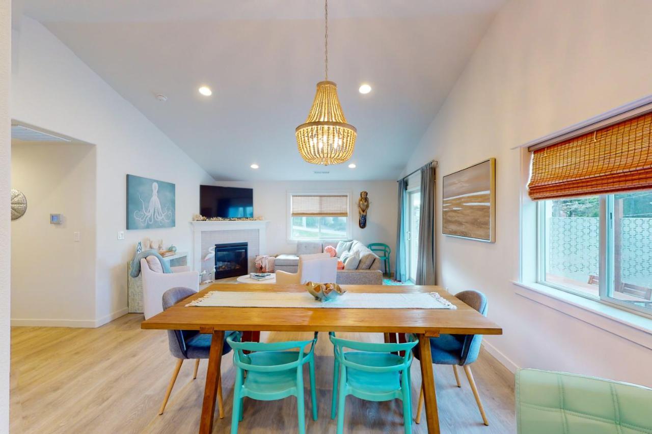 Villa Turquoise Dreams Lincoln City Exterior foto